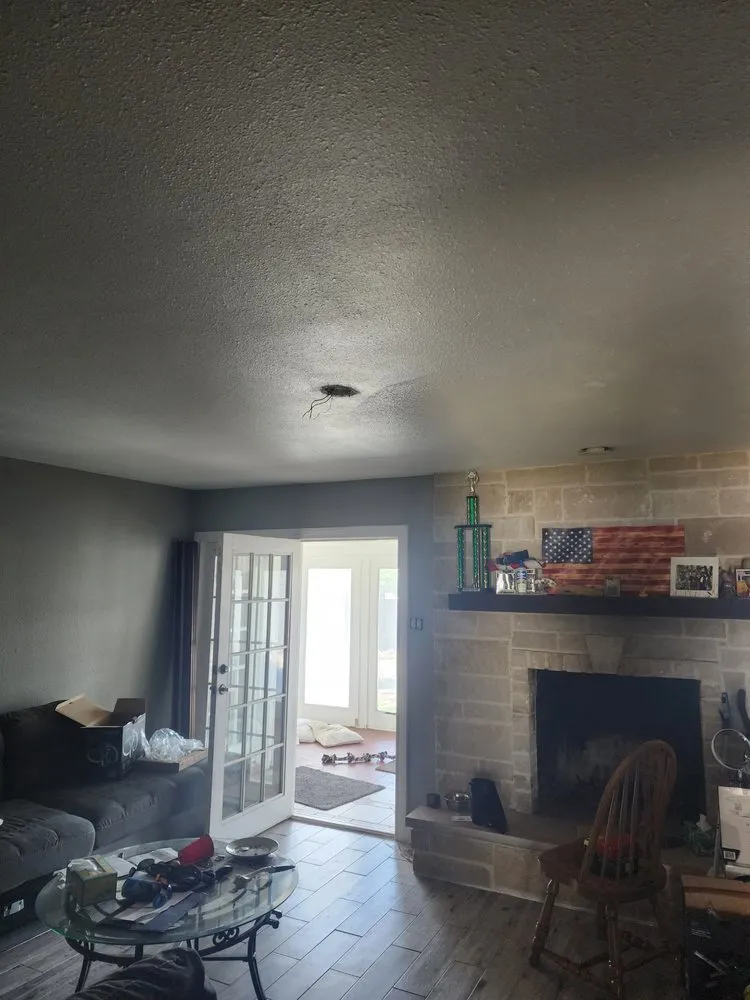 Slide of Curren Electrical Services