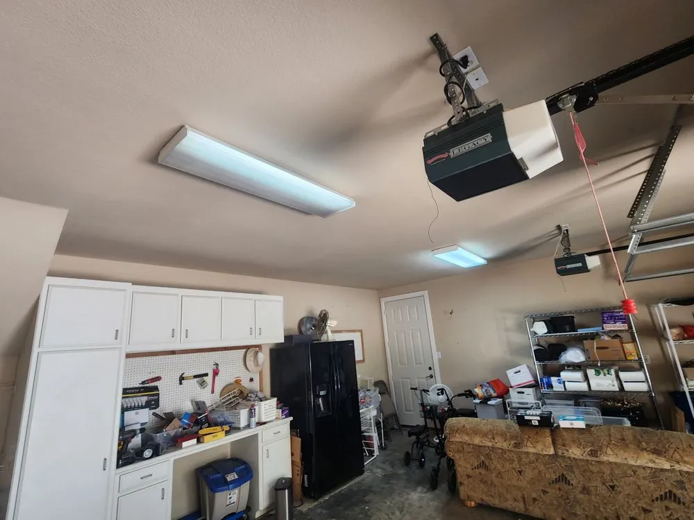 Slide of Curren Electrical Services