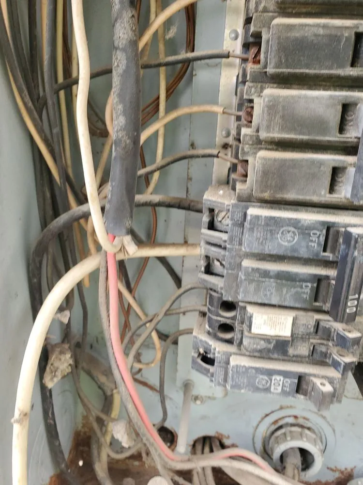 Slide of Curren Electrical Services