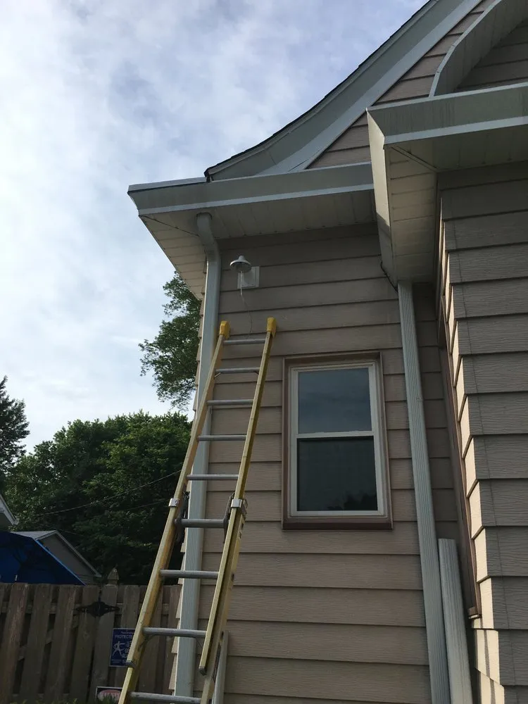 Certified circuit breaker repair in ,  by Current Cabling and Electrical Solutions