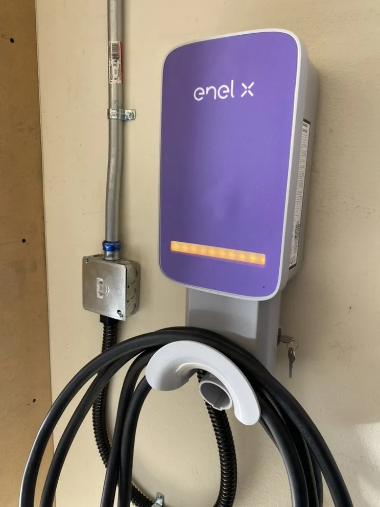 Trusted electrician providing outlet and switch repair in ,