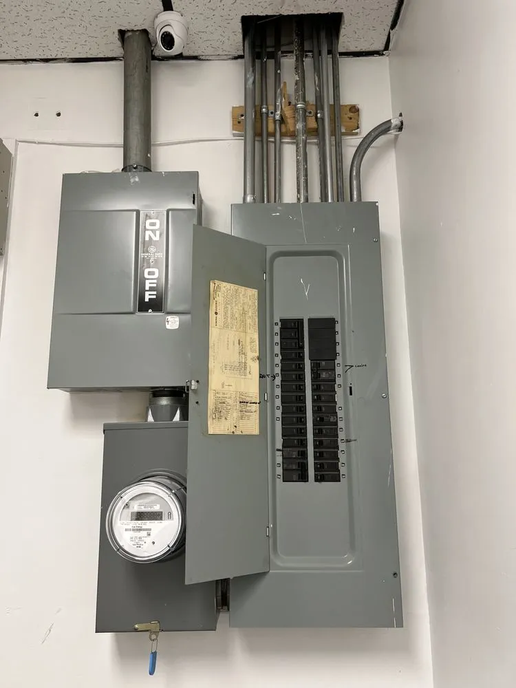 Slide of Current Trend Electric