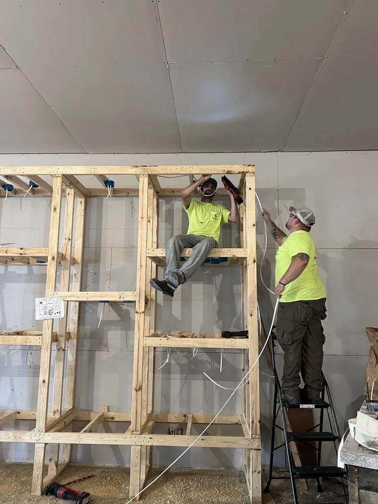 Slide of CurrentFlow Electric