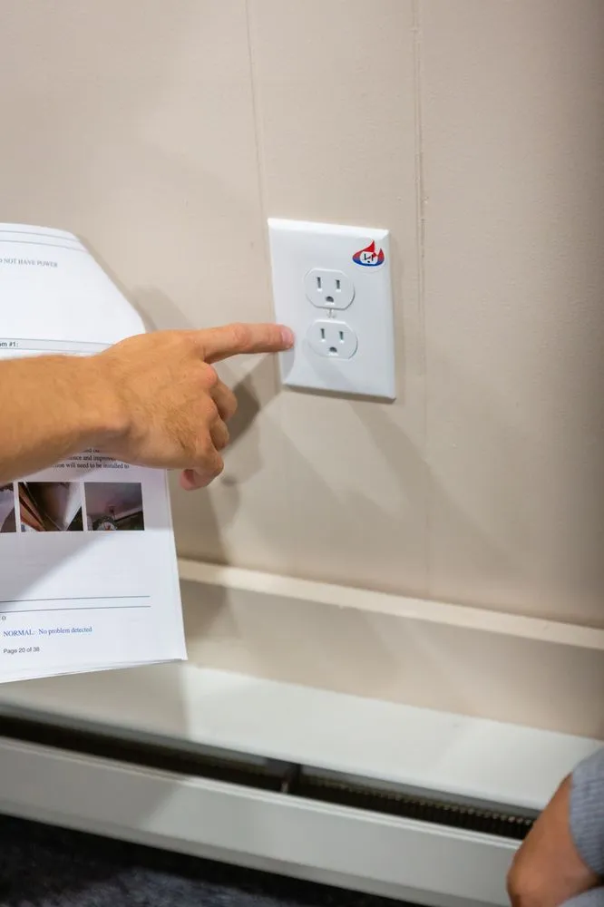 Slide of CurrentSAFE