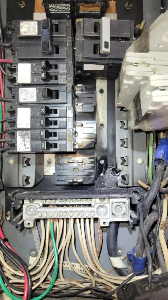 Slide of CurrentWorks Electric