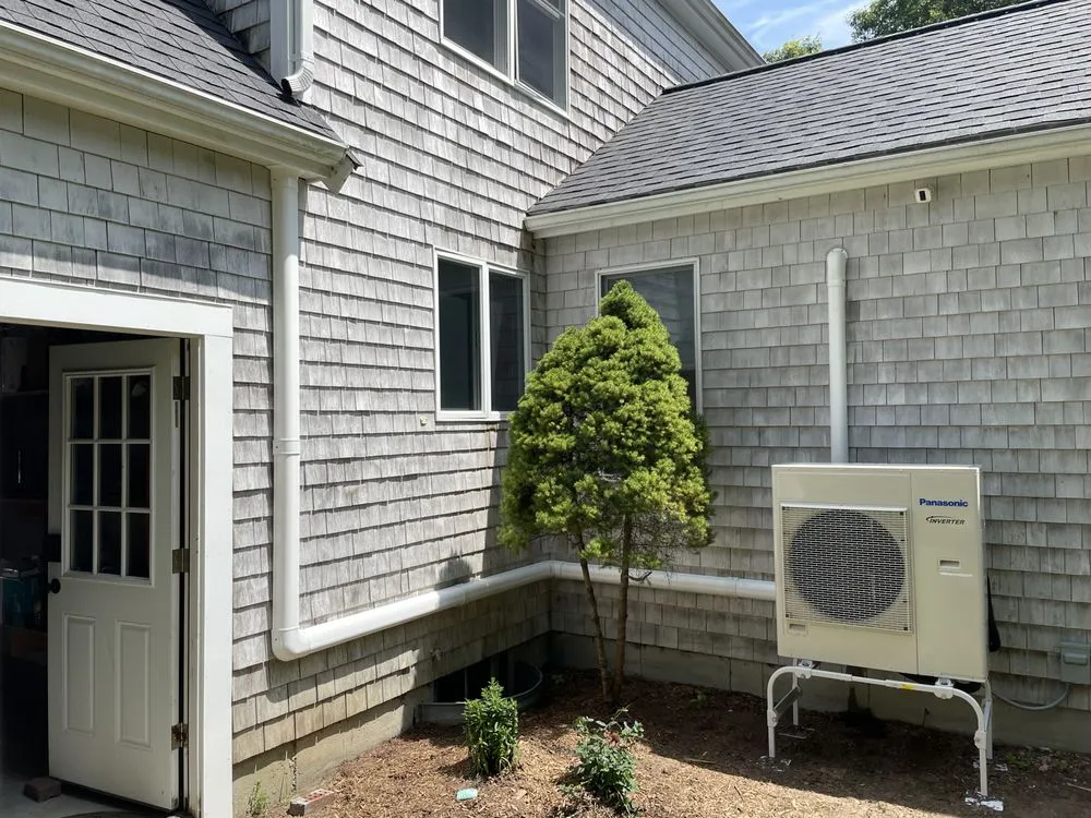 Slide of Curtis Capra Electrician