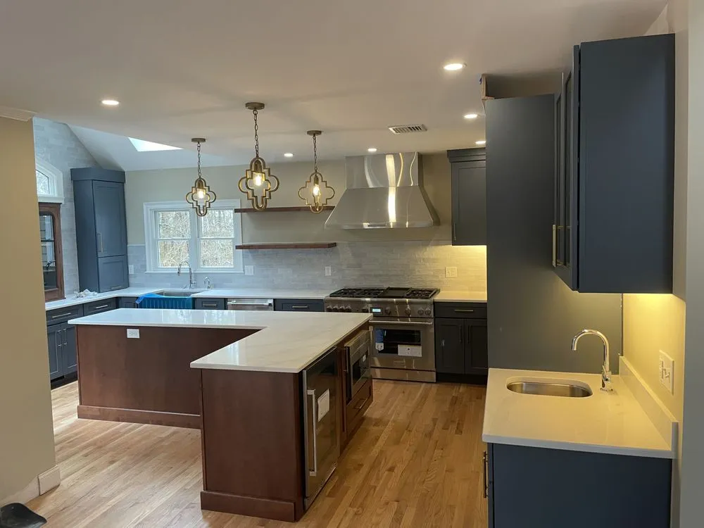 Slide of Curtis Capra Electrician