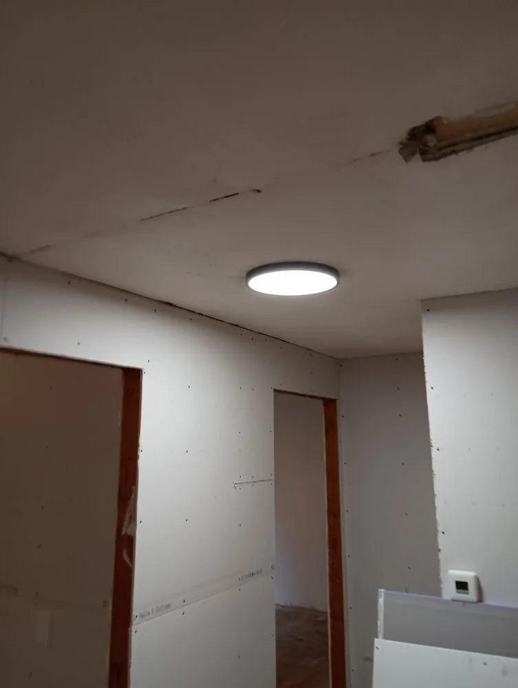 Slide of Curt’s Electrical