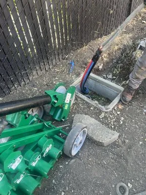 Custom Electric Co Logo