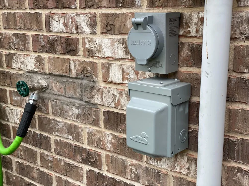 Expert circuit breaker repair experts serving ,  - Custom Electric