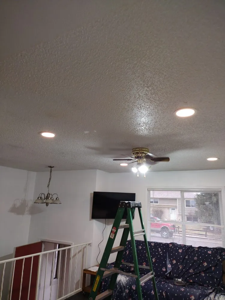 Expert emergency electrical service service in Rosiclare, IL - Custom Maintenance Experts