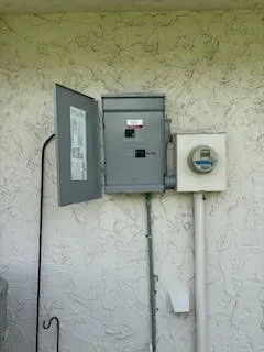 Slide of Customer 1st Electric