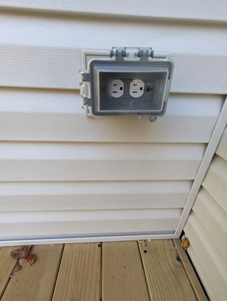 Reliable electrician providing electrical repair in ,