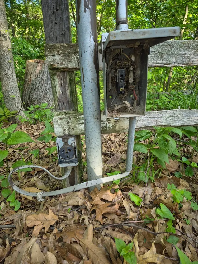 Slide of Cw Electric