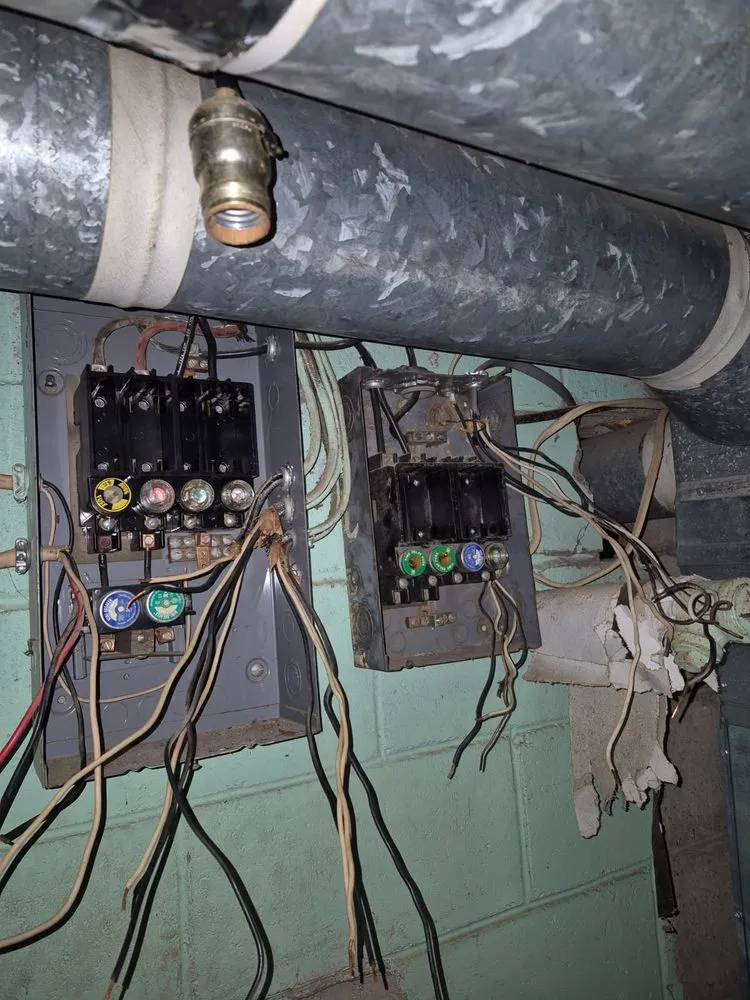 Slide of Cw Electric