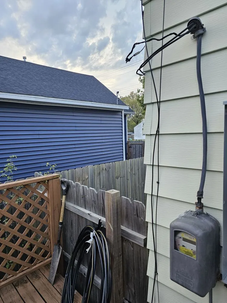 Slide of Cw Electric