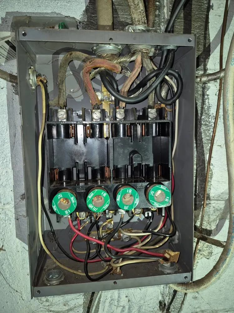 Slide of Cw Electric