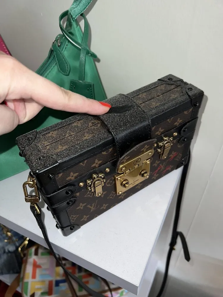 Slide of CW Electrical Services