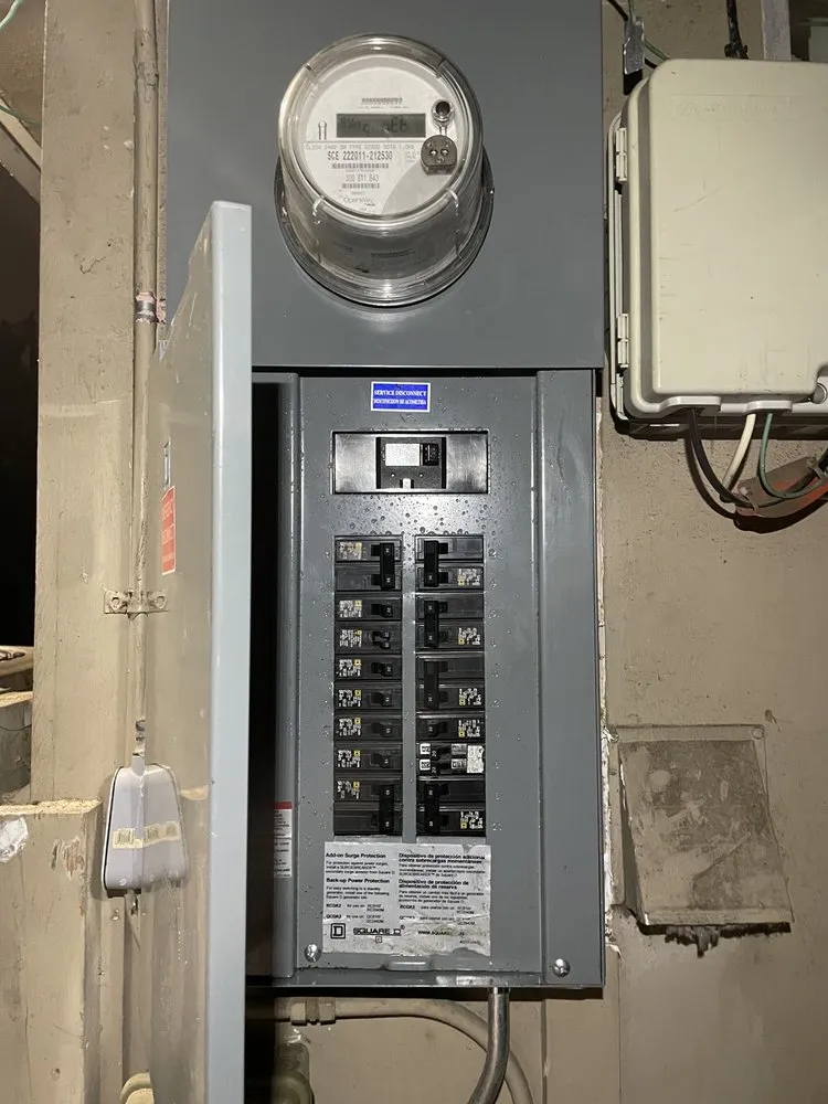 Slide of Cyclops Electric