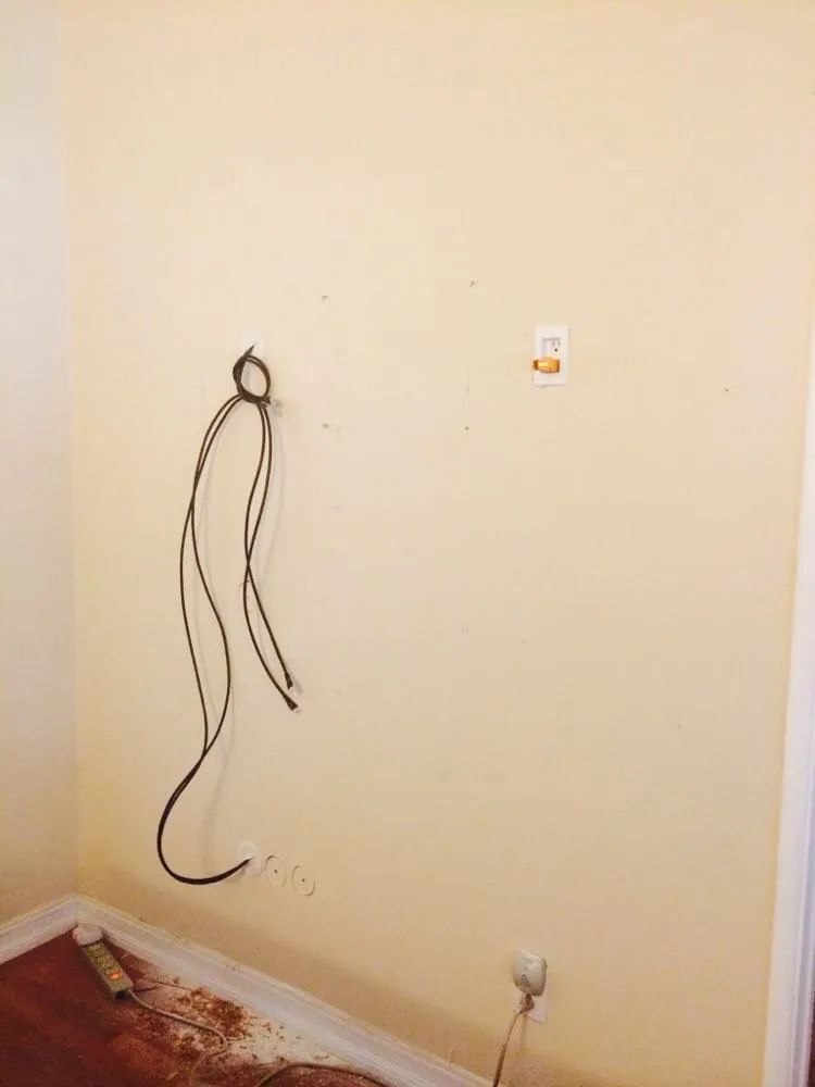 Slide of Cyclops Electric