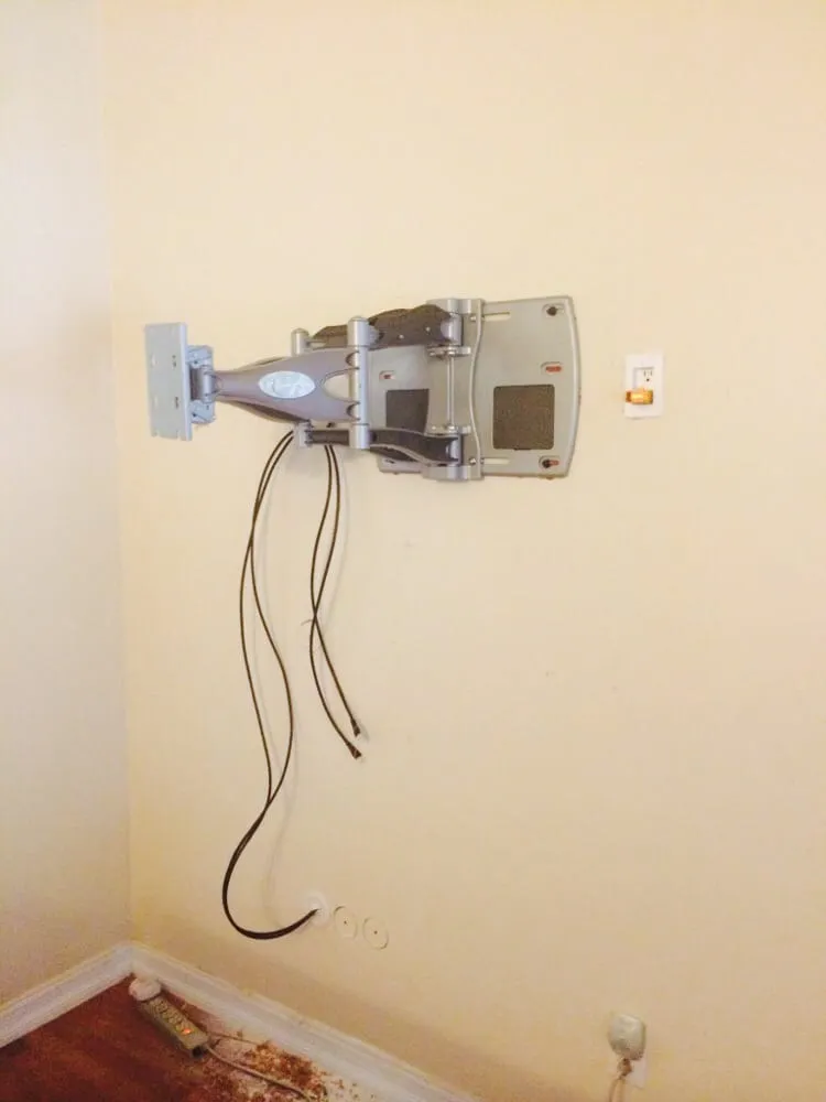 Slide of Cyclops Electric