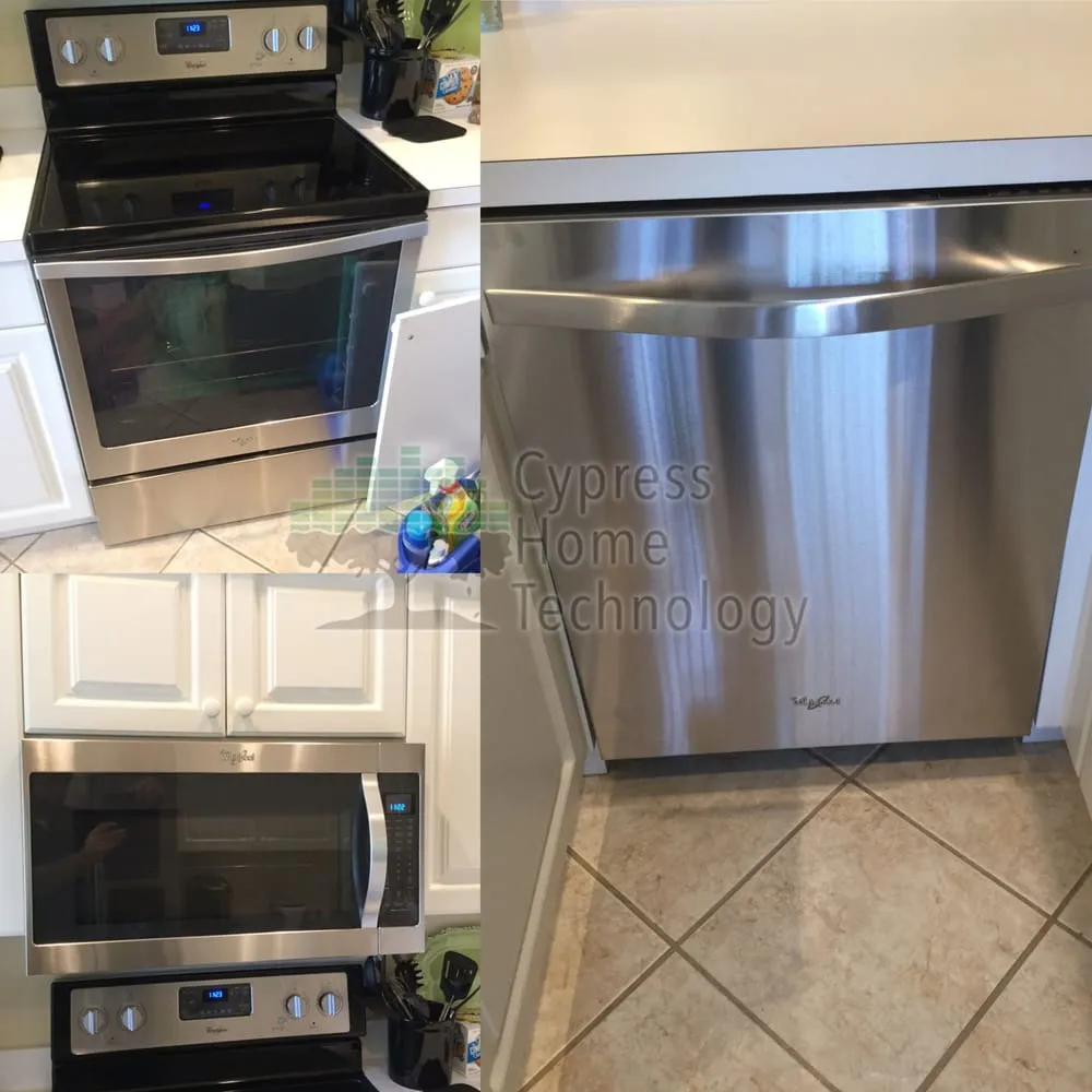 Licensed electrician providing lighting installation in , 