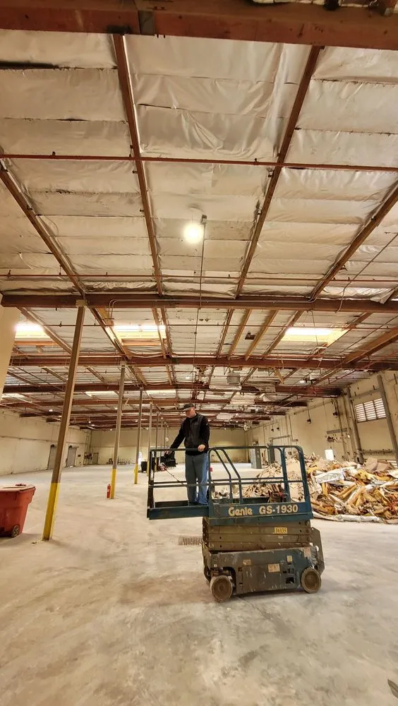 Professional electrical repair in ,  by CZ Electric Licensed Electrical Contractor