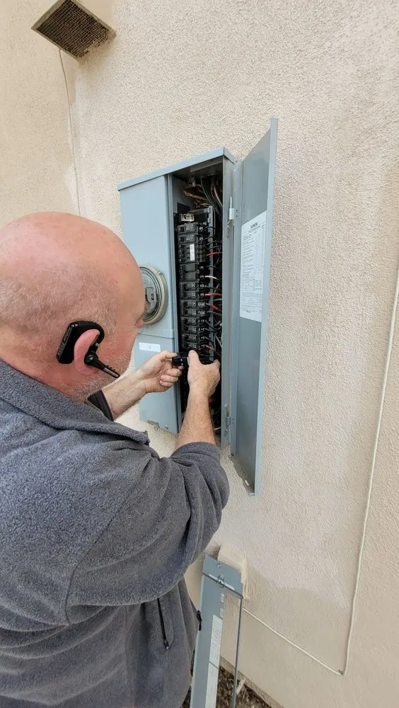 Slide of CZ Electric Licensed Electrical Contractor