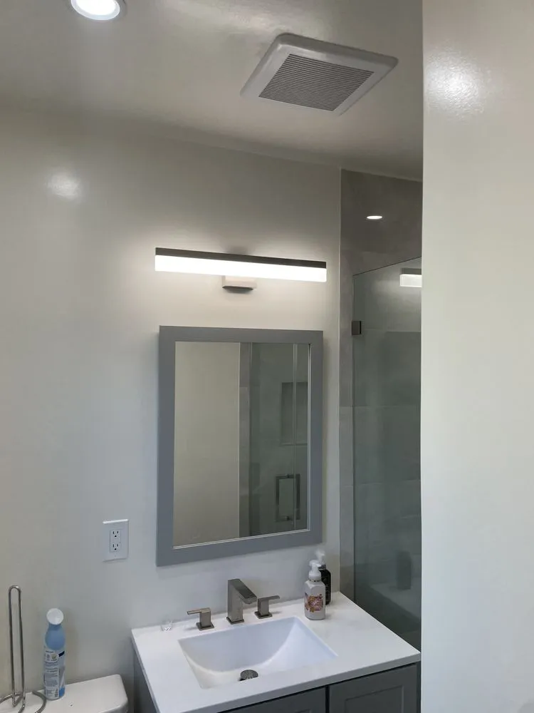 Reliable electrician providing emergency electrical service in Sylmar, CA - D & A Electrical Services