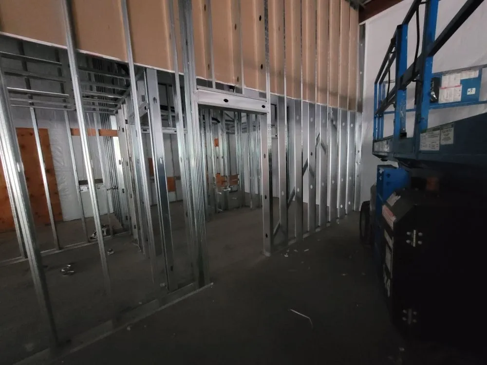 Slide of D & C  General Construction