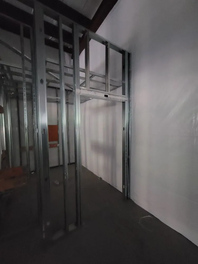 Slide of D & C  General Construction