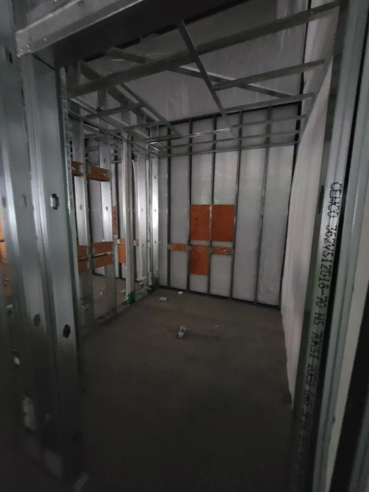 Slide of D & C  General Construction