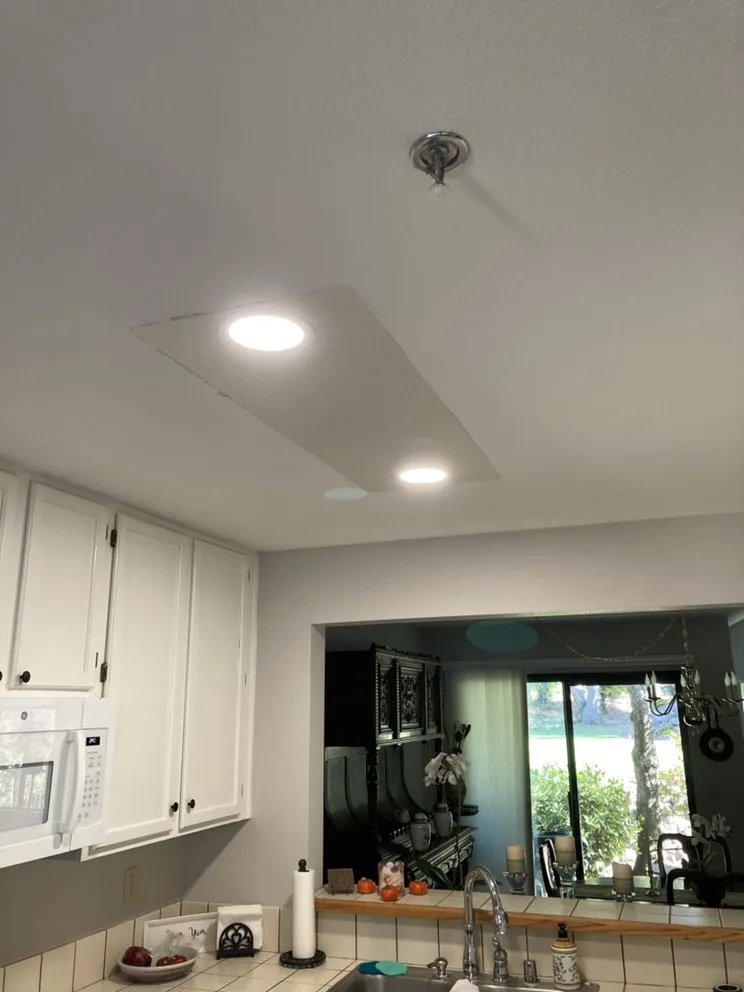 Slide of D & D Electric