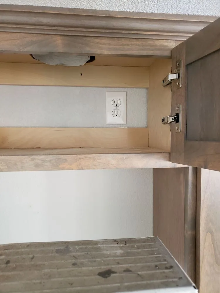 Slide of D & D Electric