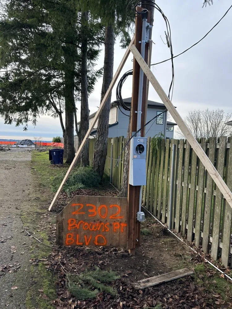 Slide of D & D Electric