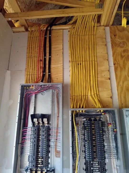 Slide of D & D Electrical Services