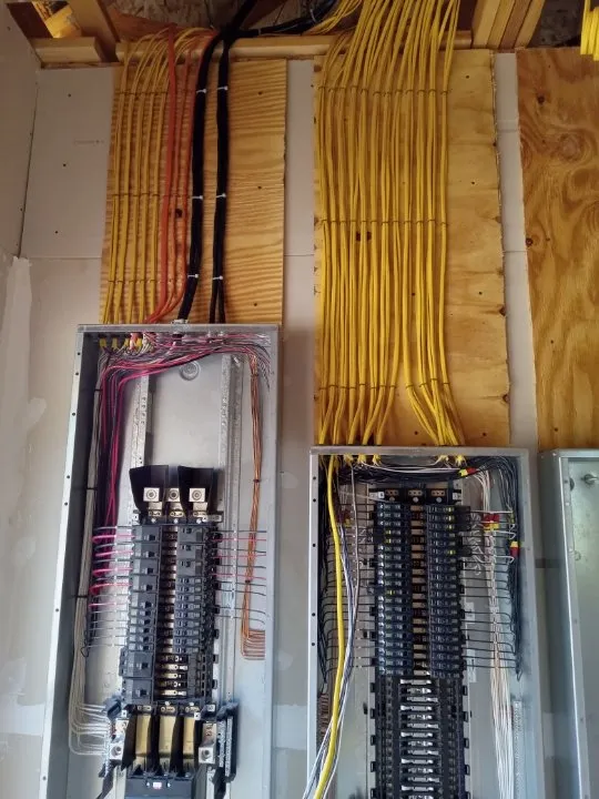 Slide of D & D Electrical Services