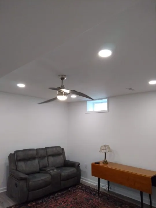 Slide of D & D Electrical Services