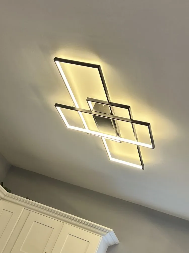 Slide of D & Diaz Electrician