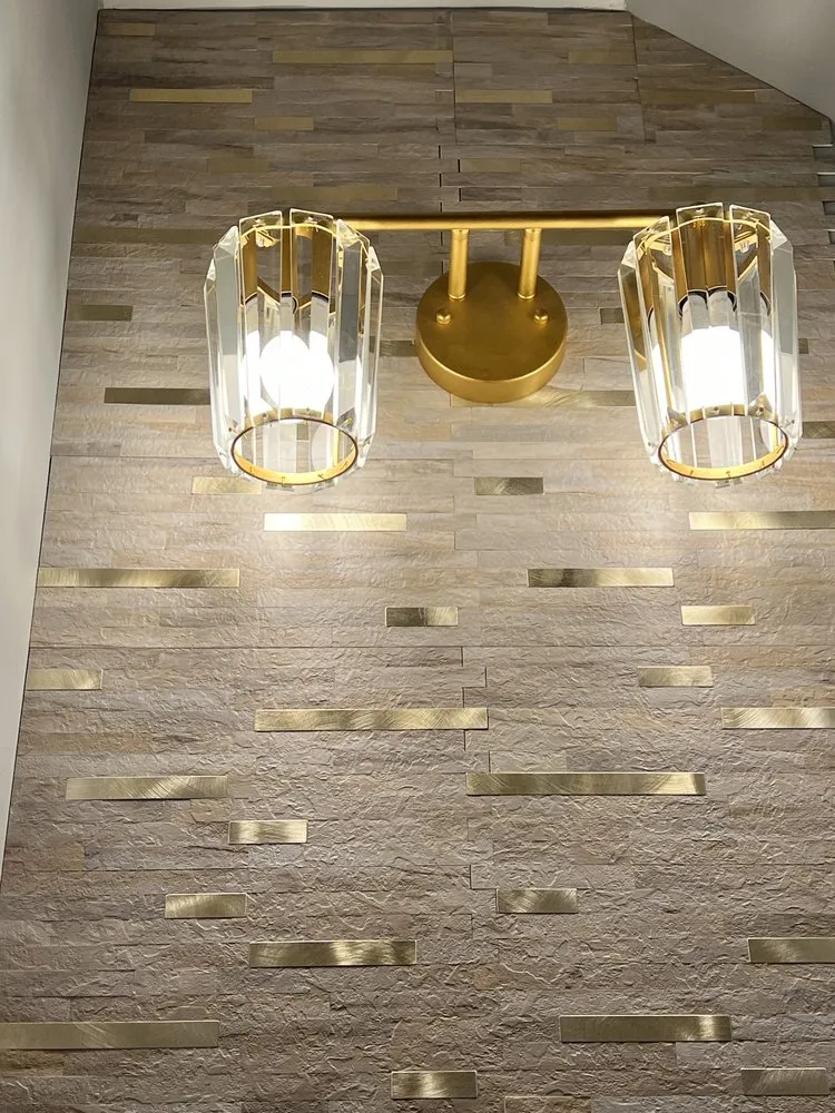 Slide of D & Diaz Electrician