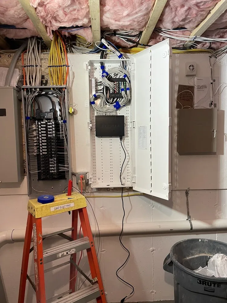 Slide of D & E Electric