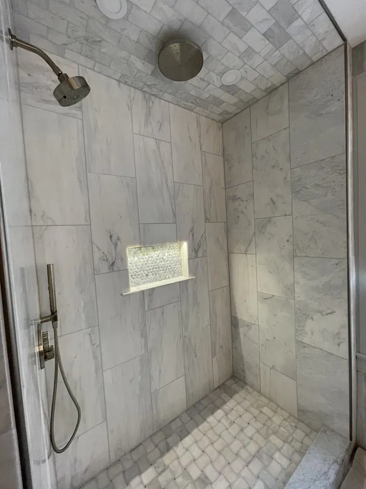 Slide of D & E Electric