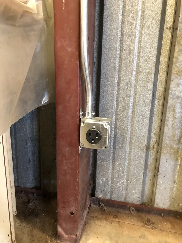 Slide of D & H Electric