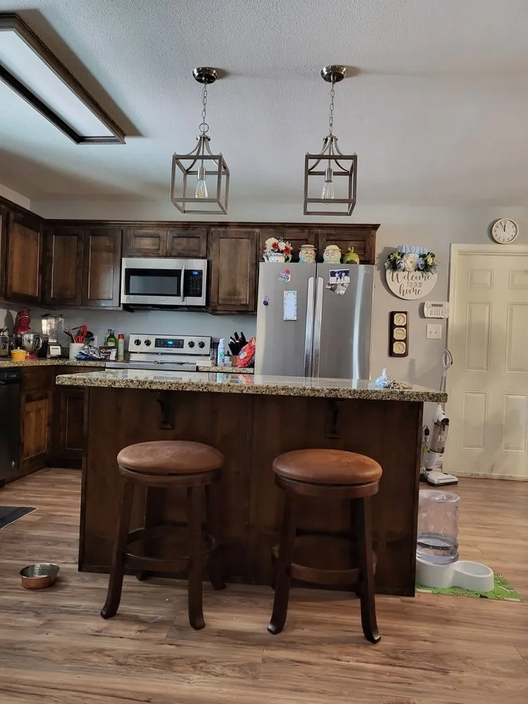 Slide of D & H Electric