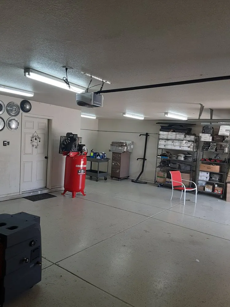 Slide of D & H Electric