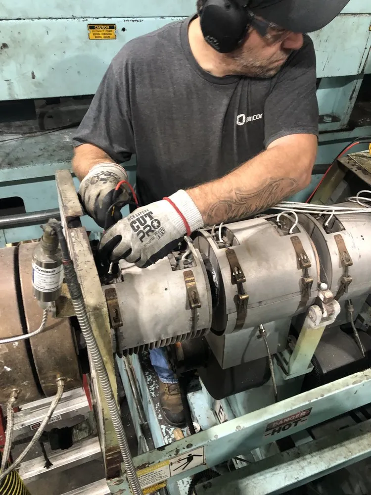 Slide of D & K Electric