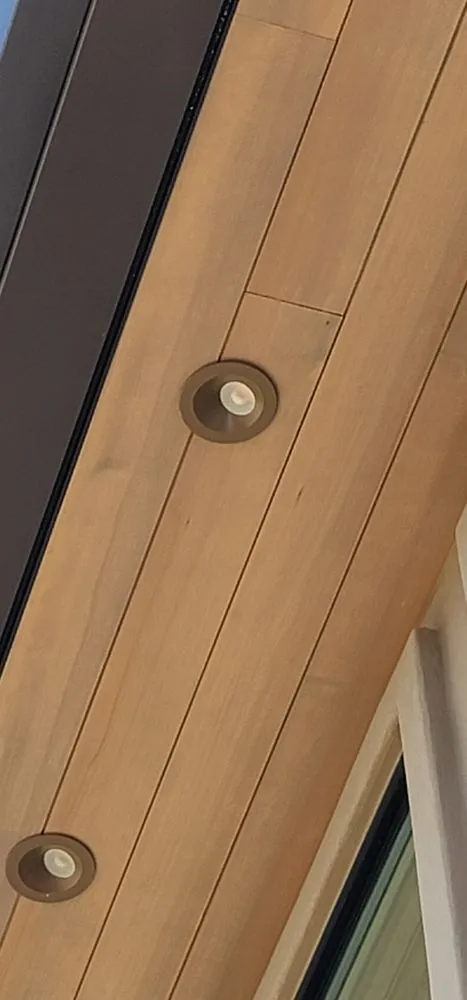 Slide of D & N Electric