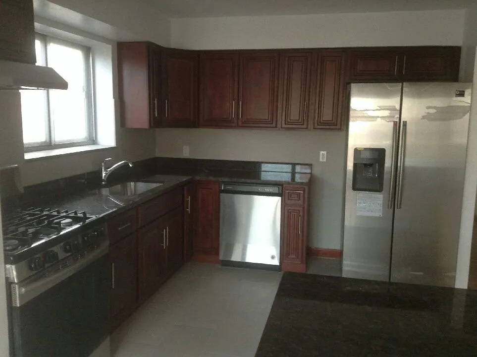 Slide of D & R Electrician