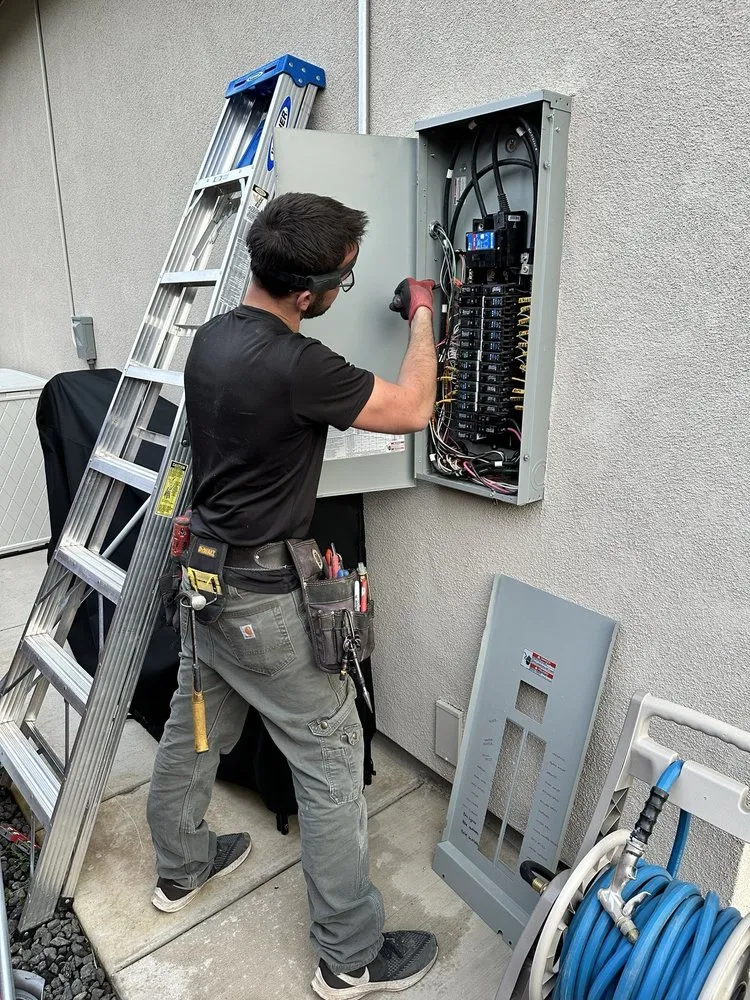 Slide of D 4 Electric