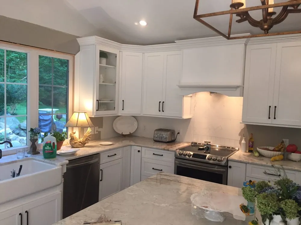 Certified electrician providing circuit breaker repair in Glen Mills, PA - D and D Electrical Enterprises